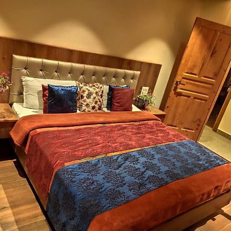 Apple Blossom Hotel Manali  Ngoại thất bức ảnh