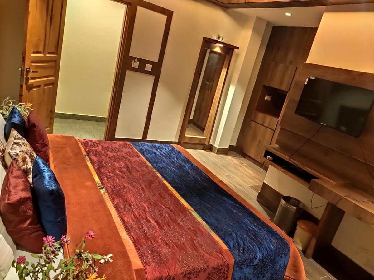 Apple Blossom Hotel Manali  Ngoại thất bức ảnh